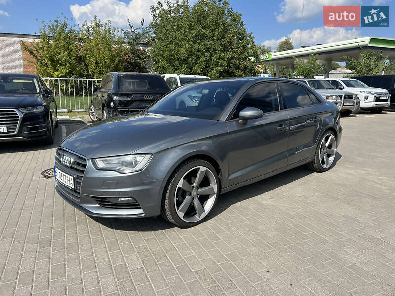 Седан Audi A3 2016 в Полтаві