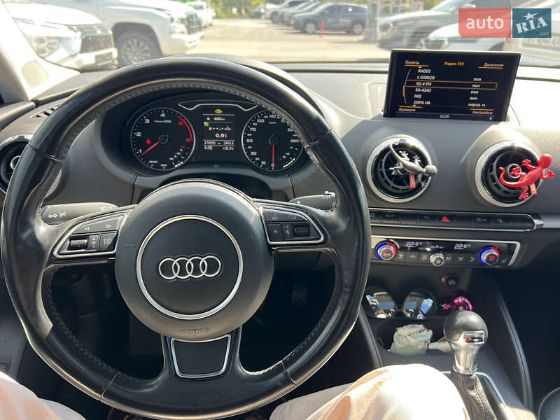Седан Audi A3 2016 в Полтаві