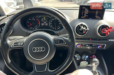 Седан Audi A3 2016 в 