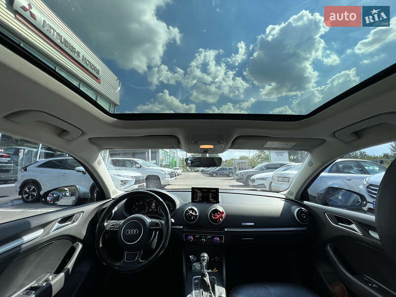 Седан Audi A3 2016 в Полтаві