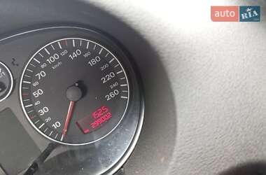 Хэтчбек Audi A3 2007 в 