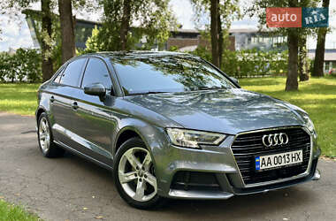 Седан Audi A3 2018 в Києві