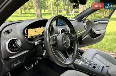 Седан Audi A3 2018 в 
