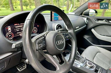 Седан Audi A3 2018 в 