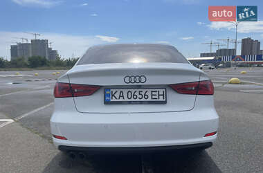 Седан Audi A3 2016 в 