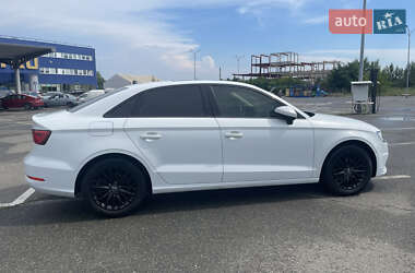 Седан Audi A3 2016 в 