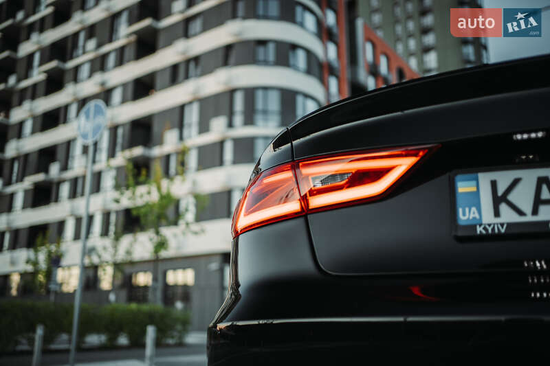 Седан Audi A3 2014 в Киеве