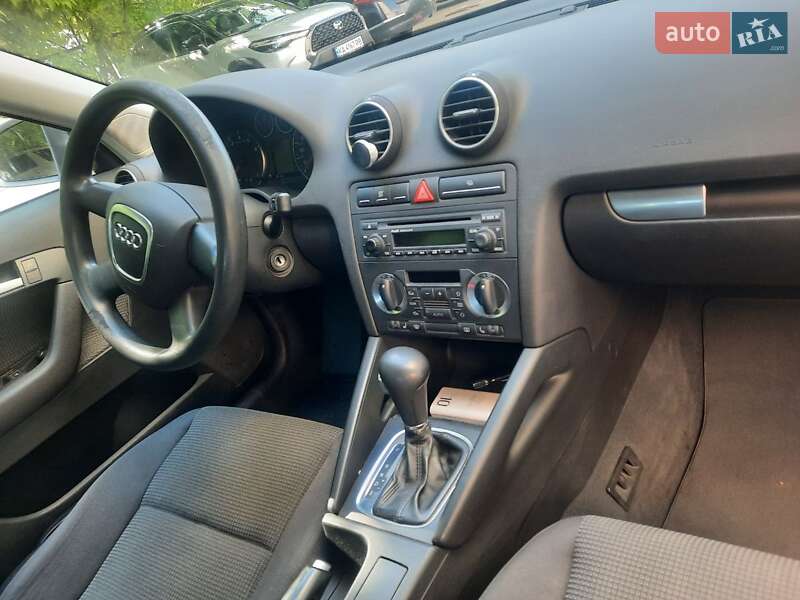 Хэтчбек Audi A3 2006 в Киеве