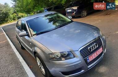 Хэтчбек Audi A3 2006 в 