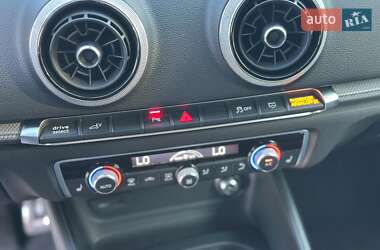 Хэтчбек Audi A3 2017 в 