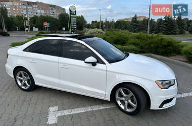 Седан Audi A3 2015 в Черкасах