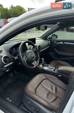 Седан Audi A3 2015 в Черкасах