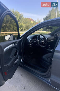 Седан Audi A3 2016 в 