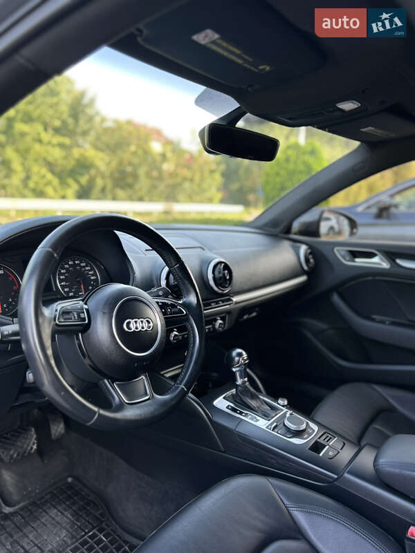 Седан Audi A3 2016 в Львове