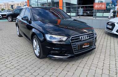 Седан Audi A3 2015 в Львові