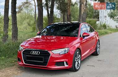 Седан Audi A3 2016 в 