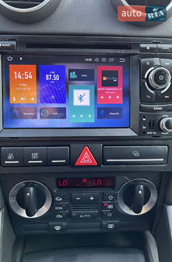 Хэтчбек Audi A3 2006 в 