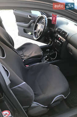 Хэтчбек Audi A3 2000 в 