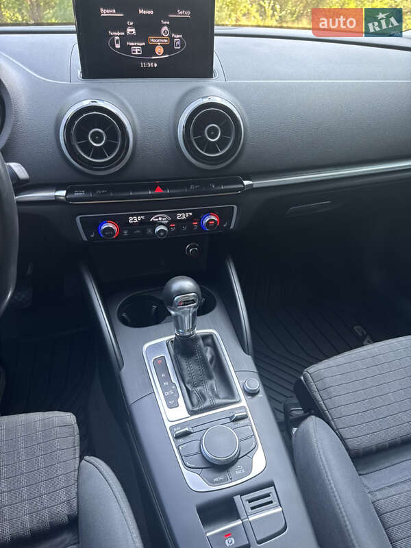 Седан Audi A3 2013 в Каменском
