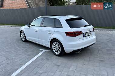 Хэтчбек Audi A3 2016 в 