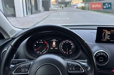 Хэтчбек Audi A3 2016 в 