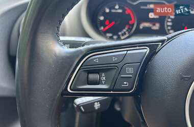 Хэтчбек Audi A3 2019 в 