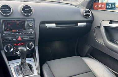 Хэтчбек Audi A3 2006 в 