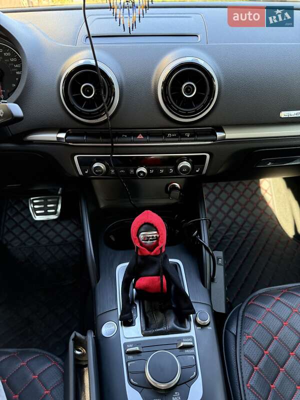 Седан Audi A3 2015 в Одессе