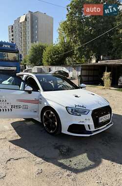 Седан Audi A3 2015 в 