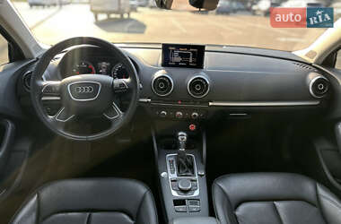 Седан Audi A3 2015 в 