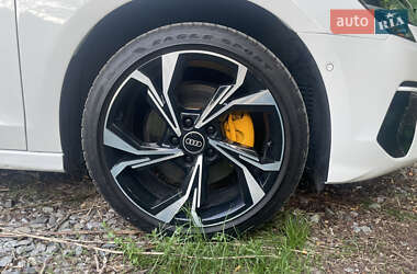 Седан Audi A3 2021 в 