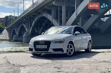 Седан Audi A3 2015 в Виннице