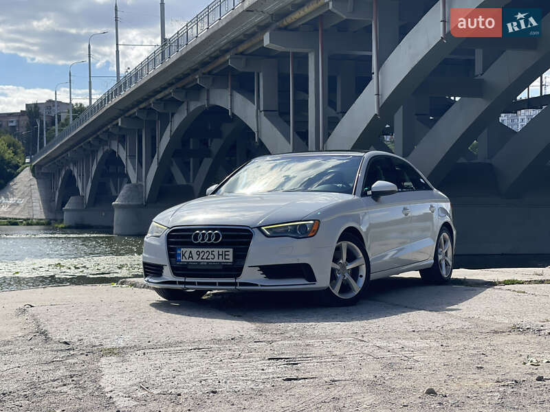 Седан Audi A3 2015 в Вінниці