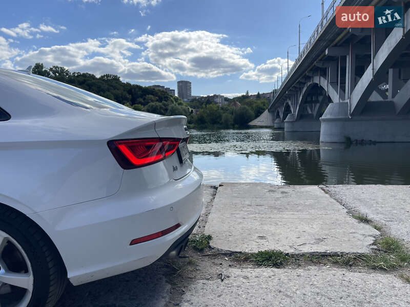 Седан Audi A3 2015 в Вінниці