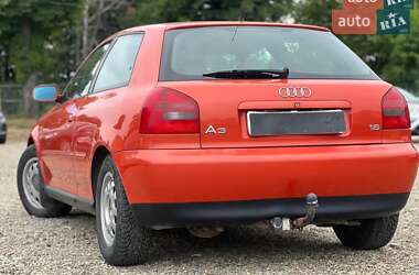 Хэтчбек Audi A3 1999 в 