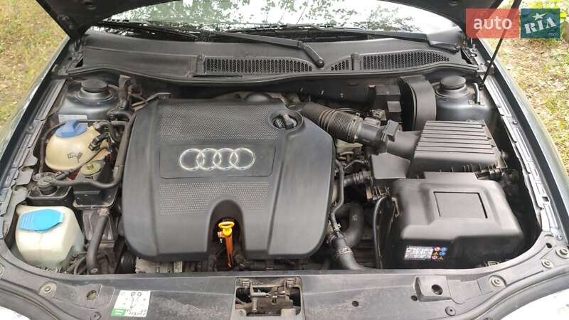 Хетчбек Audi A3 2002 в Харкові