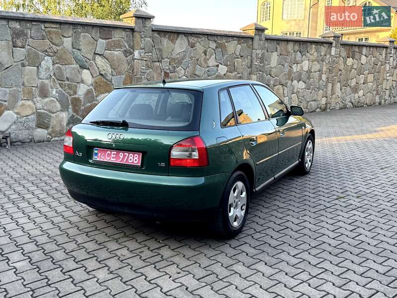 Хетчбек Audi A3 2001 в Надвірній