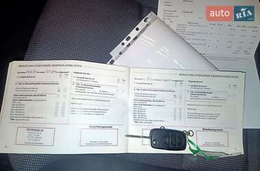 Хэтчбек Audi A3 2001 в 