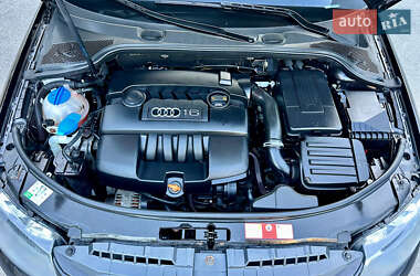 Хэтчбек Audi A3 2007 в 