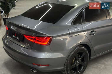 Седан Audi A3 2016 в 