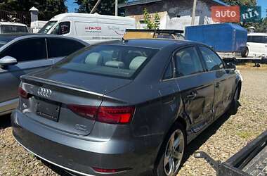 Седан Audi A3 2018 в 