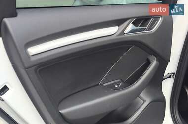 Седан Audi A3 2016 в 