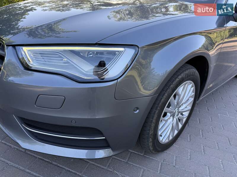 Хетчбек Audi A3 2015 в Черкасах