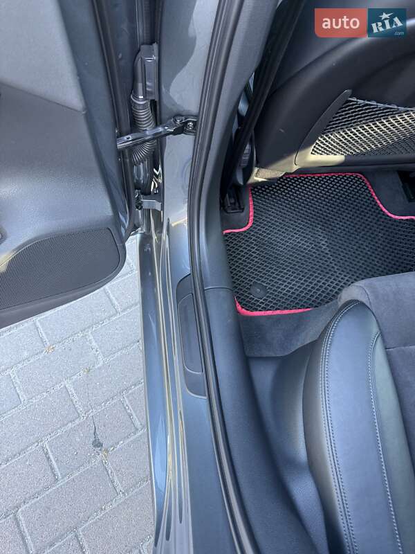 Хетчбек Audi A3 2015 в Черкасах