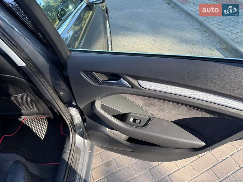 Хетчбек Audi A3 2015 в Черкасах