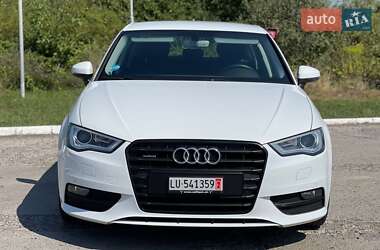 Хэтчбек Audi A3 2015 в 
