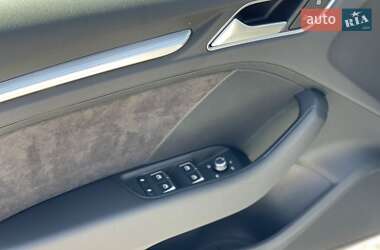 Хэтчбек Audi A3 2015 в 