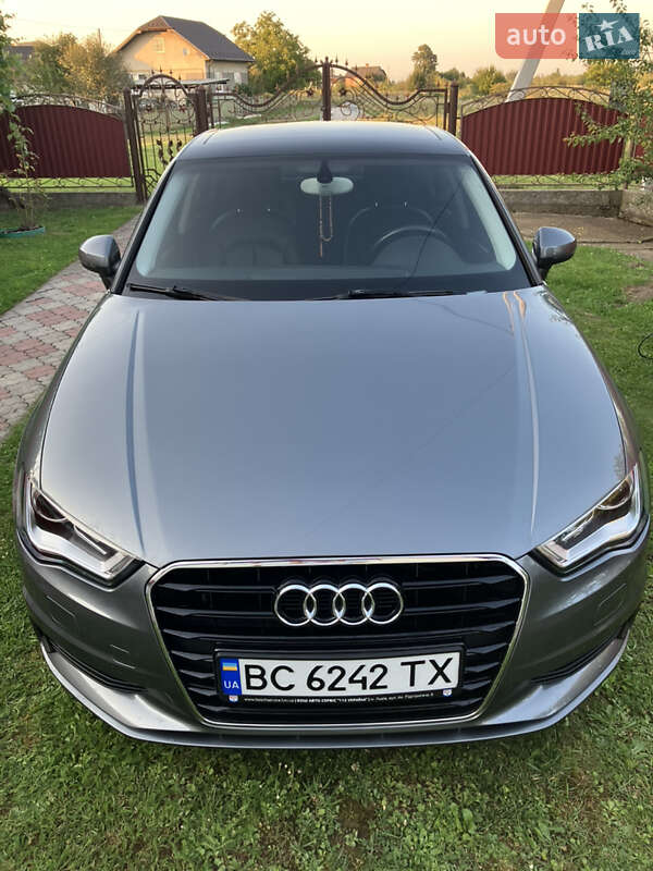 Седан Audi A3 2014 в 
