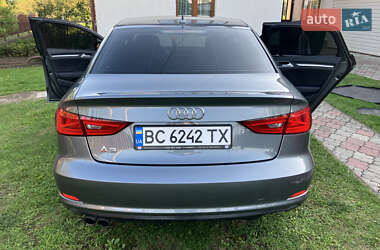 Седан Audi A3 2014 в Стрые