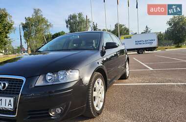Хэтчбек Audi A3 2005 в 